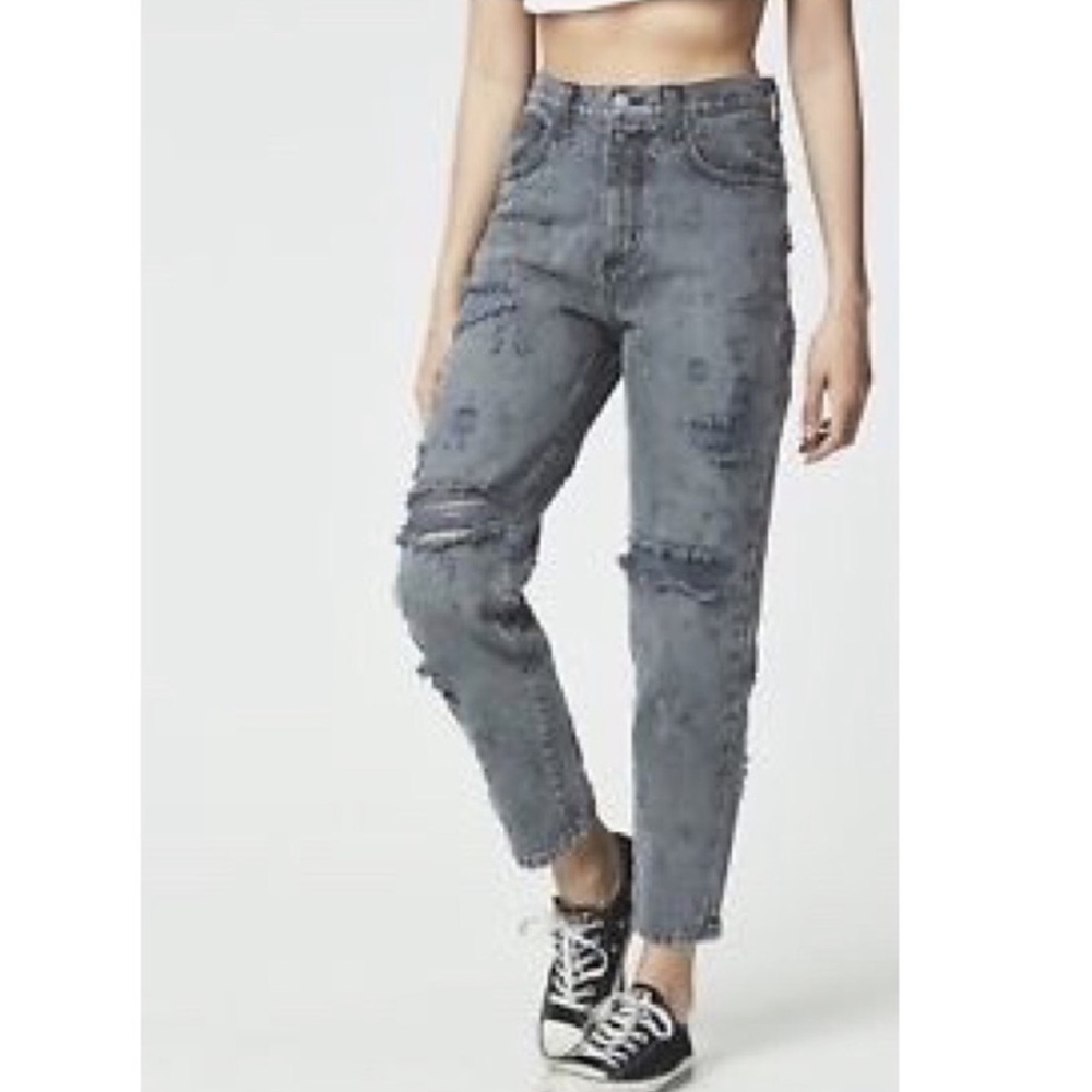 Carmar Marietta Boyfriend High Waisted Straight Leg Jeans in Gray Size 26